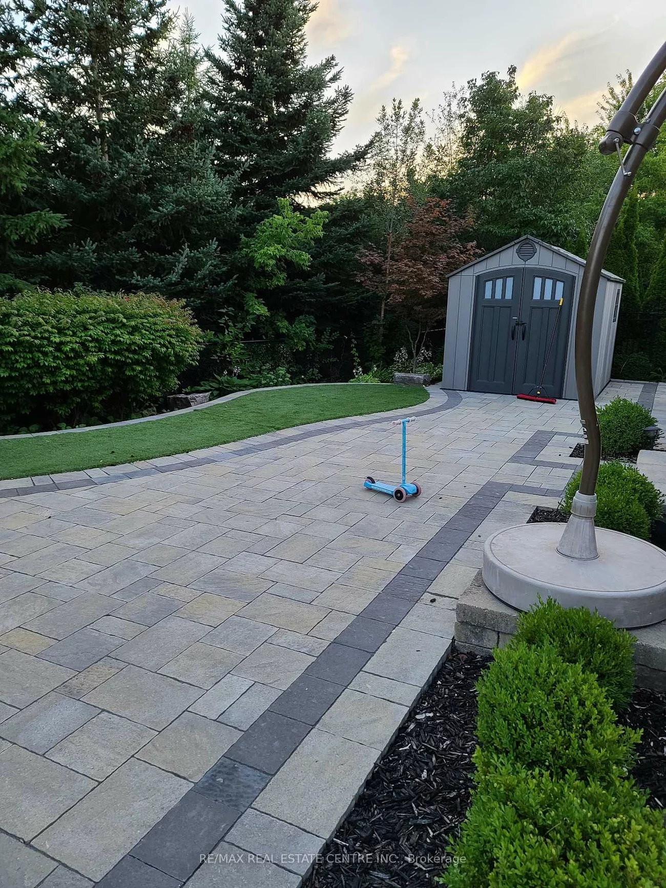 9, Belleville, Vales of Castlemore North, Brampton