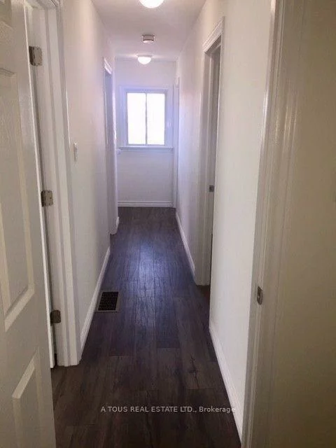 76, Centre, Brampton East, Brampton