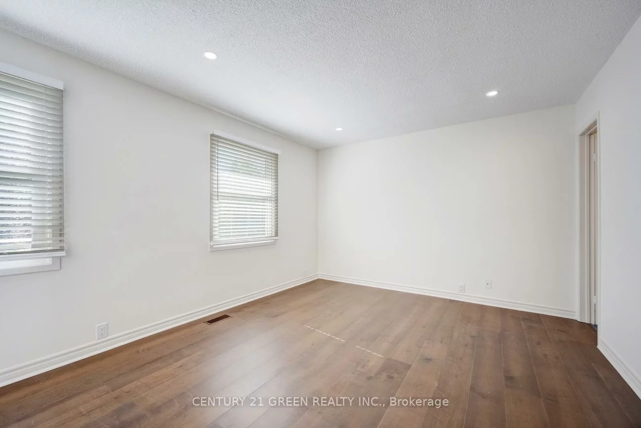 22, Davenrich, Heart Lake East, Brampton