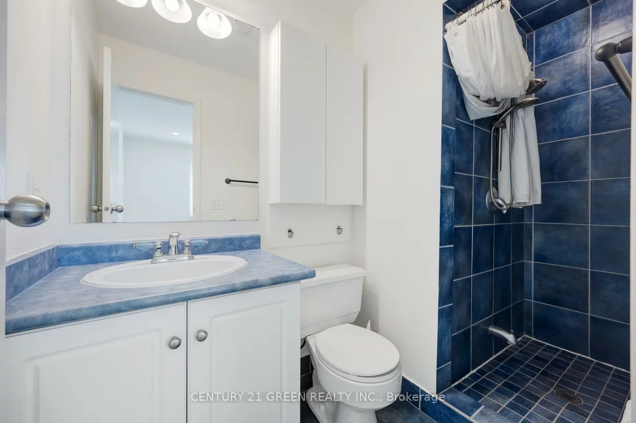 22, Davenrich, Heart Lake East, Brampton