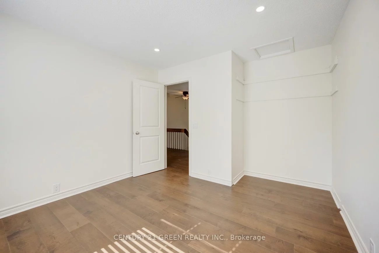 22, Davenrich, Heart Lake East, Brampton