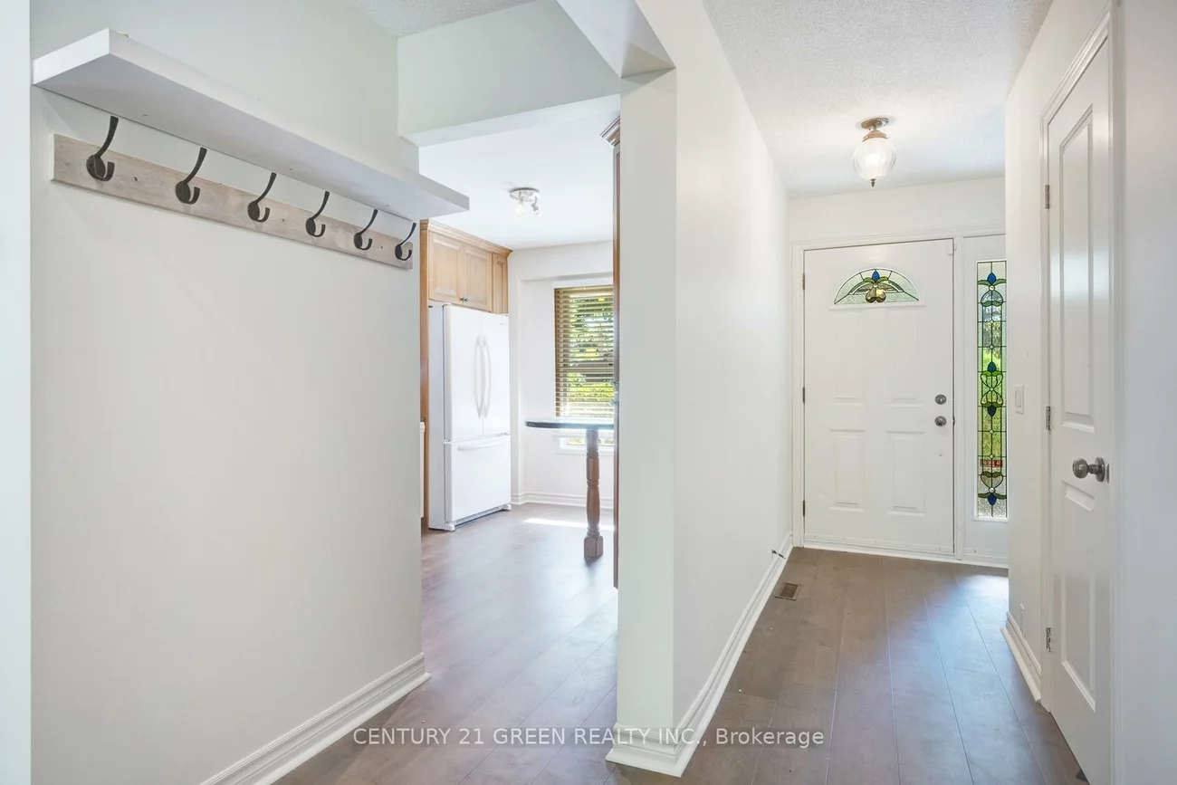 22, Davenrich, Heart Lake East, Brampton