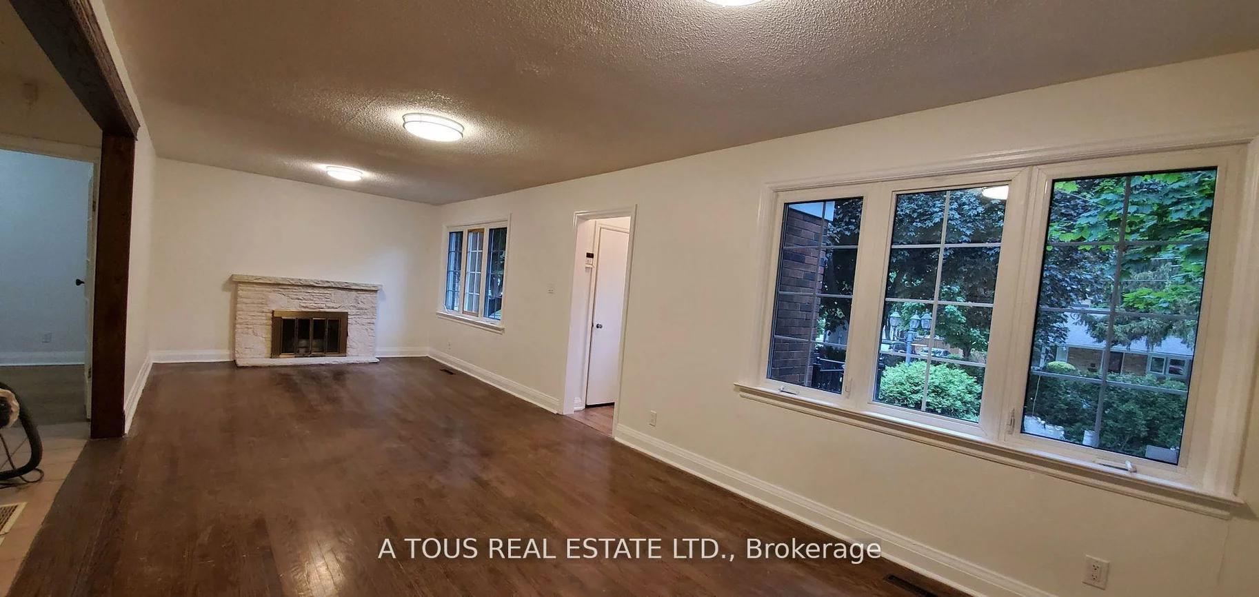 12, Armstrong, Downtown Brampton, Brampton
