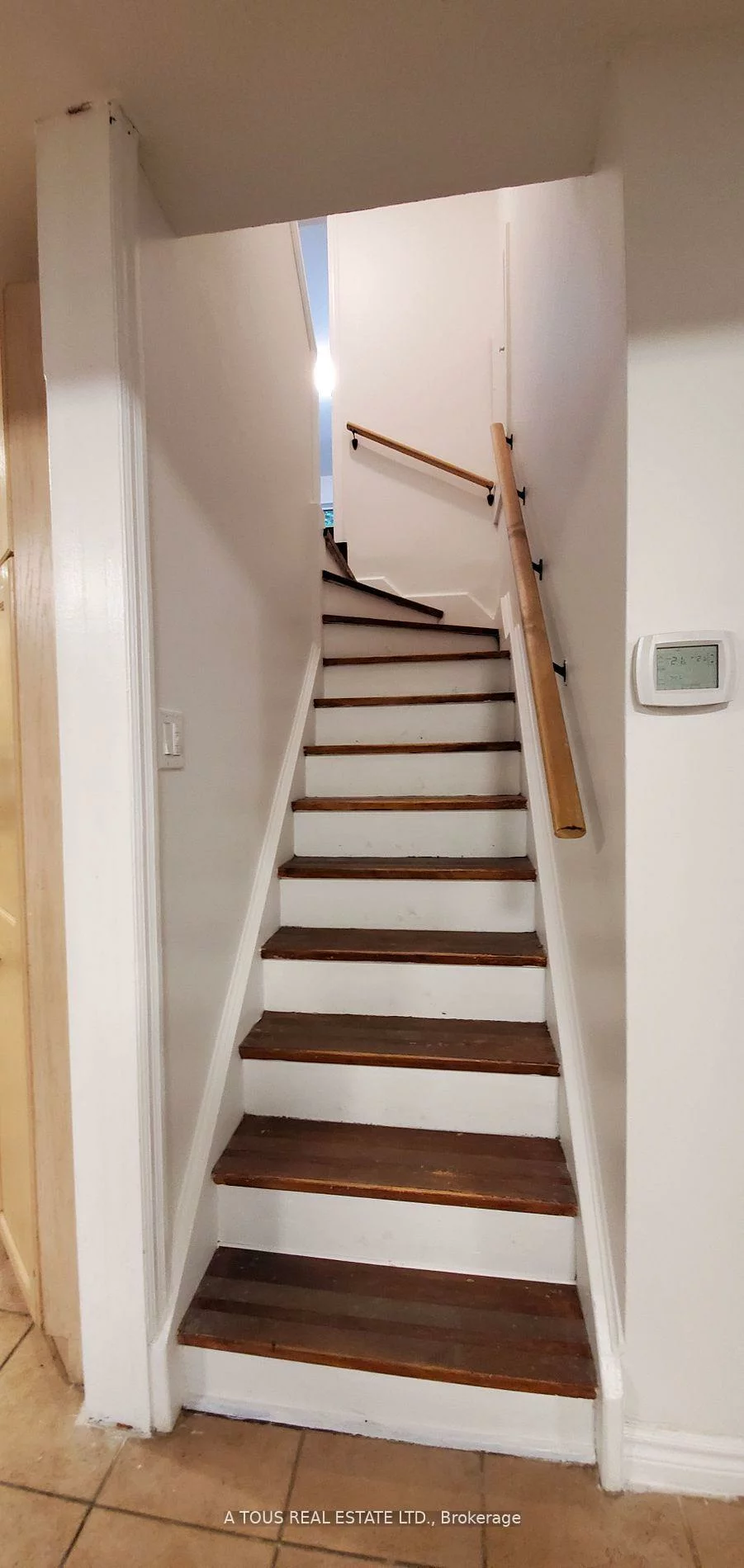 12, Armstrong, Downtown Brampton, Brampton