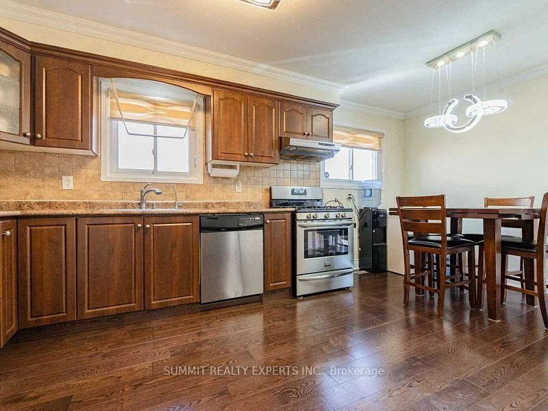 76, Kingswood, Brampton North, Brampton