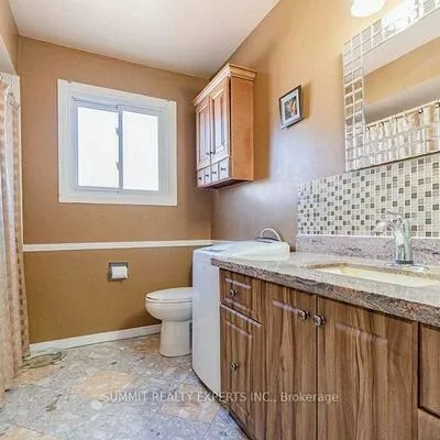 76, Kingswood, Brampton North, Brampton