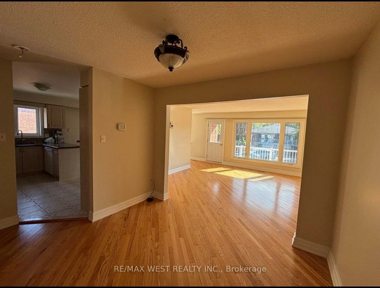 4, Dantek, Brampton North, Brampton