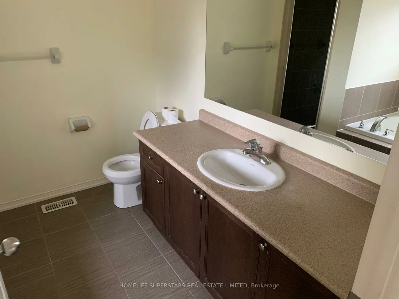 72, Loftsmoor, Sandringham-Wellington, Brampton