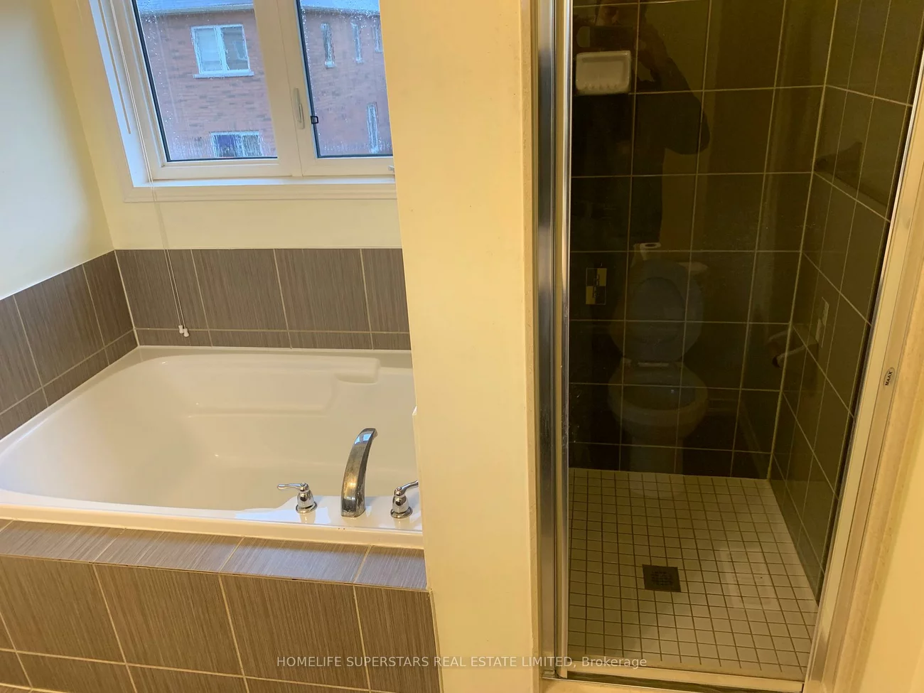 72, Loftsmoor, Sandringham-Wellington, Brampton