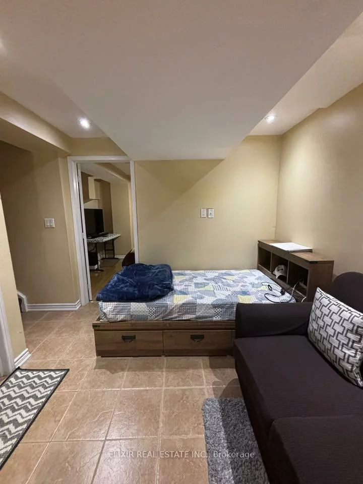 4, Lonestar, Fletcher's Meadow, Brampton