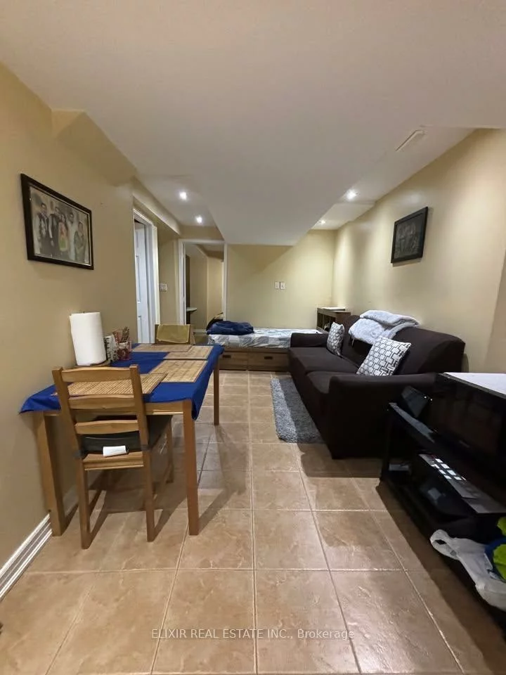 4, Lonestar, Fletcher's Meadow, Brampton