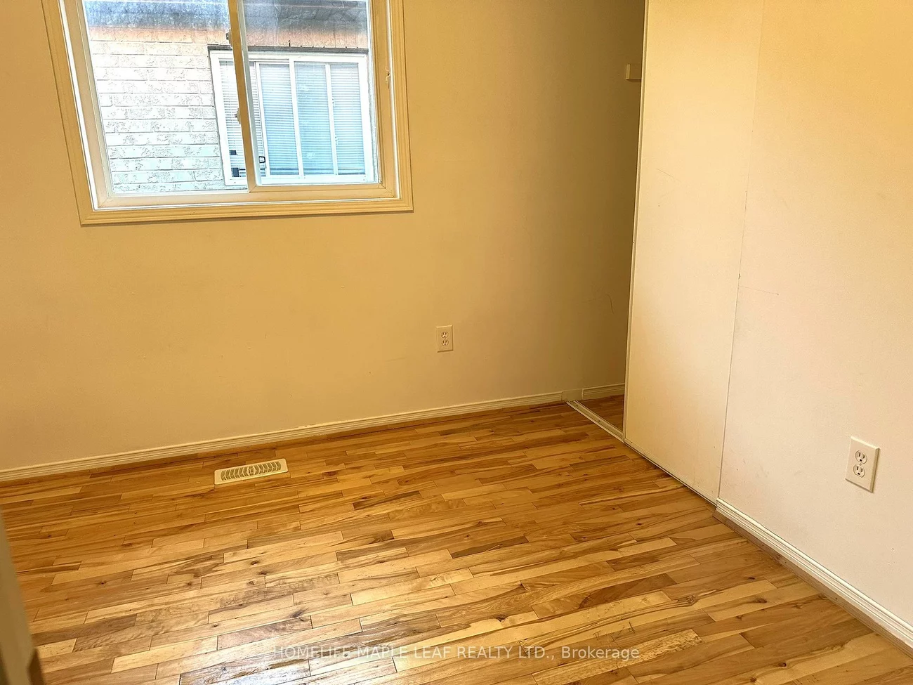 72, Four Seasons, Fletcher's Meadow, Brampton