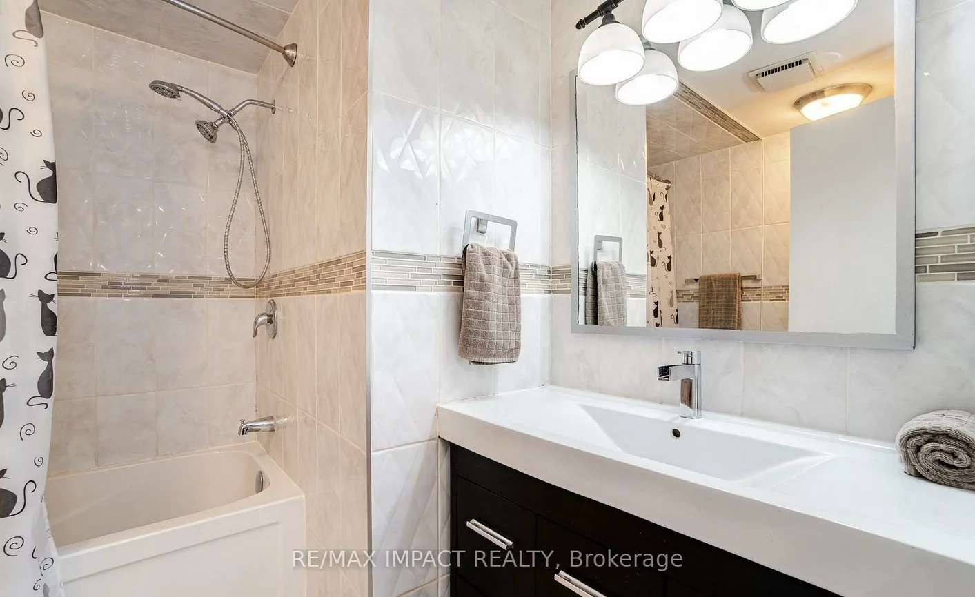 39, Courtleigh, Heart Lake East, Brampton