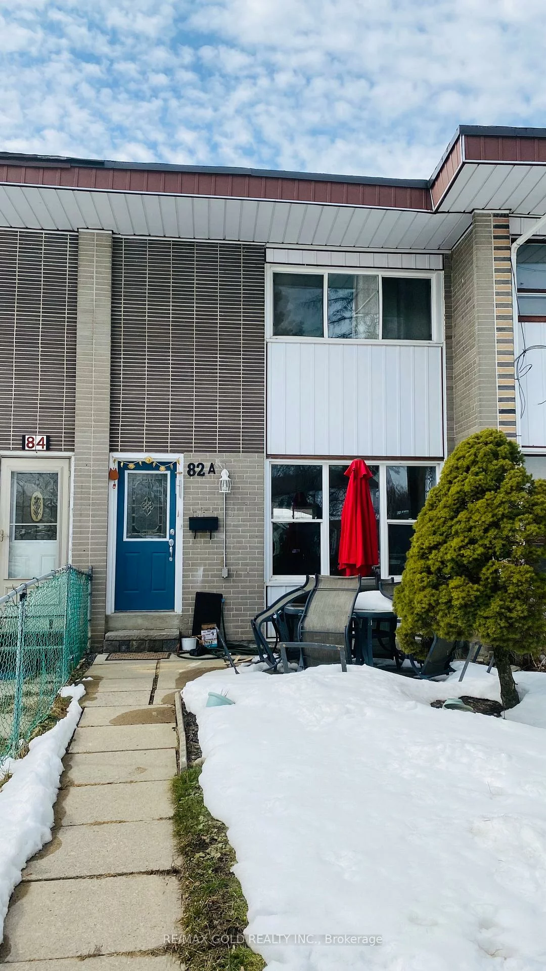 82 A, Corby, Brampton South, Brampton