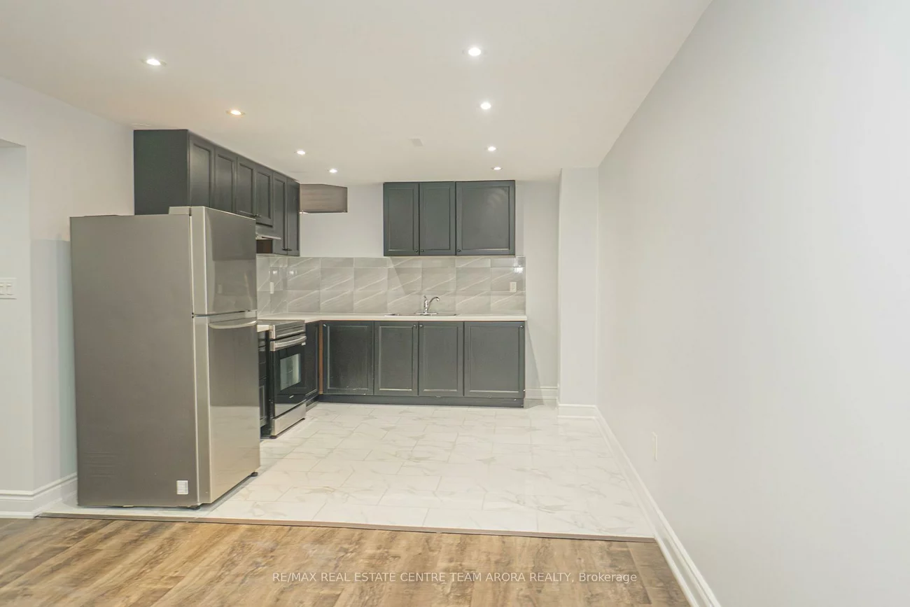 60, Jacksonville, Vales of Castlemore, Brampton