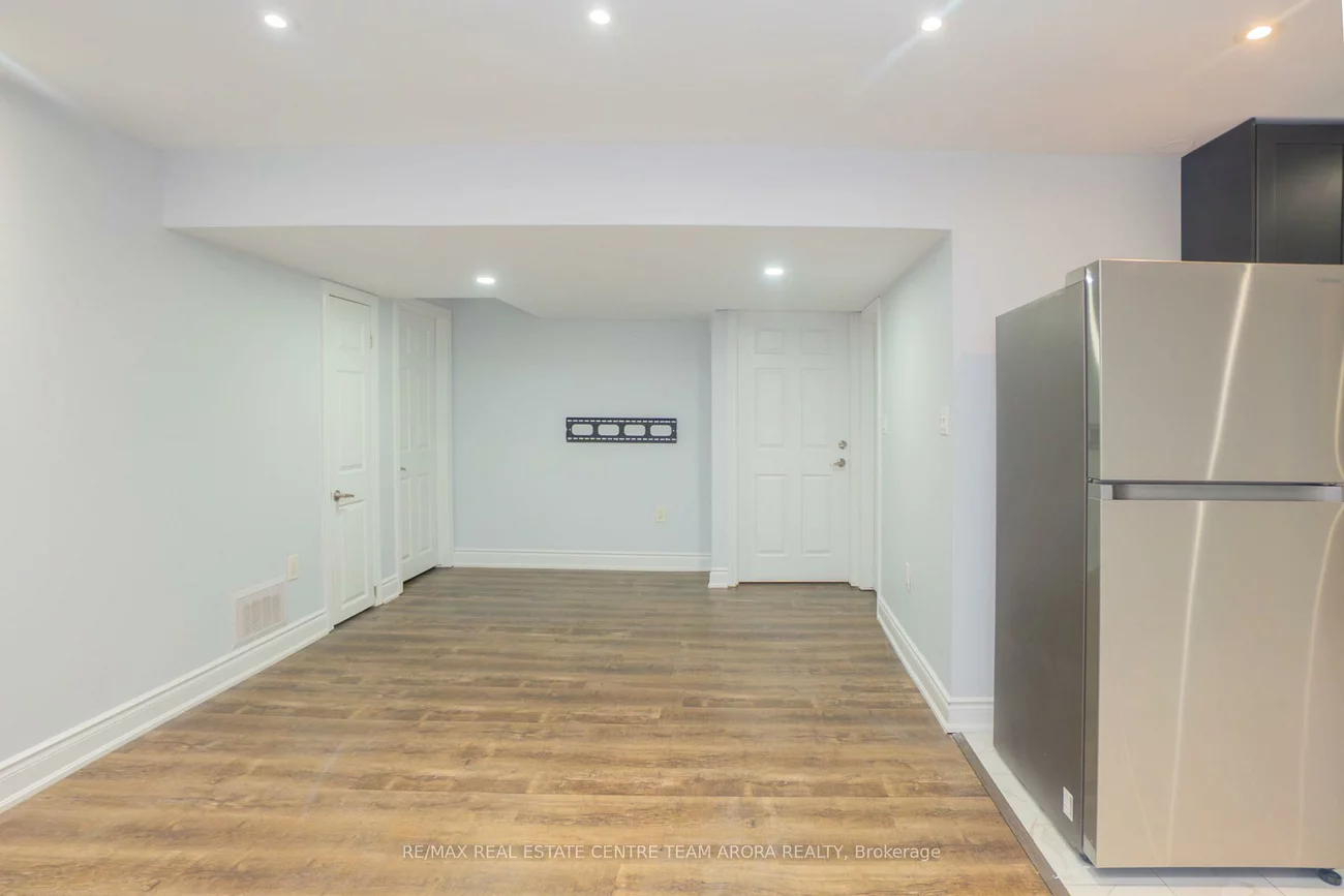 60, Jacksonville, Vales of Castlemore, Brampton