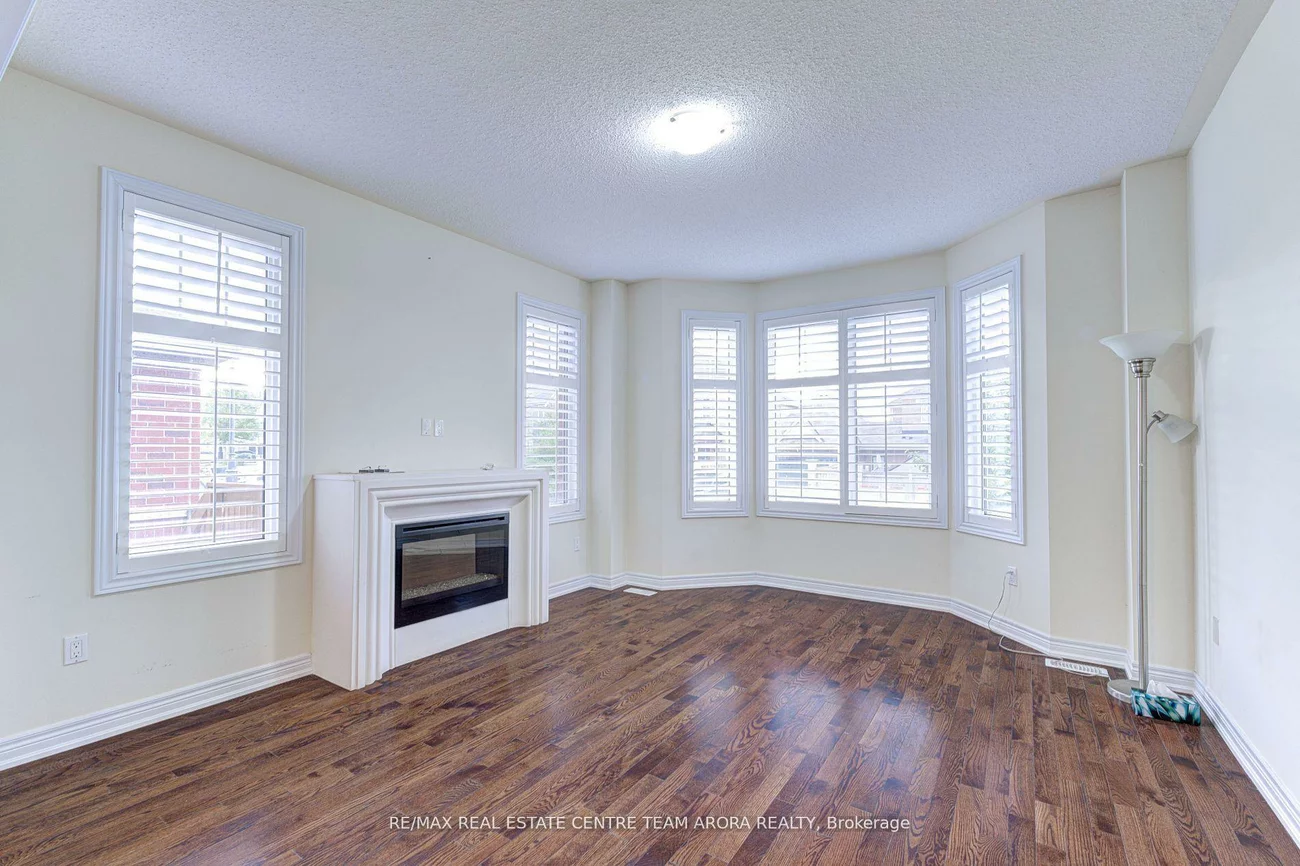 42, Attraction, Bram West, Brampton