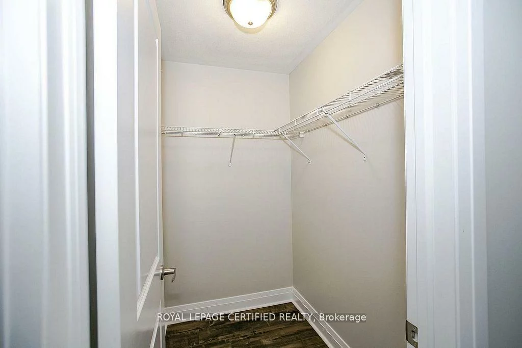 32, Dalbeattie, Bram West, Brampton