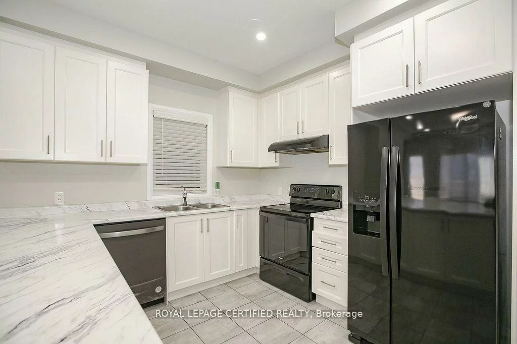 32, Dalbeattie, Bram West, Brampton