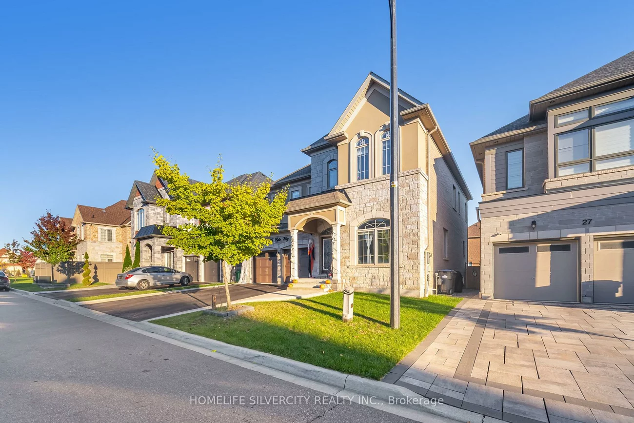 25, Lyle, Credit Valley, Brampton