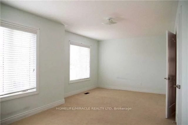 26, Red Ash, Northwood Park, Brampton