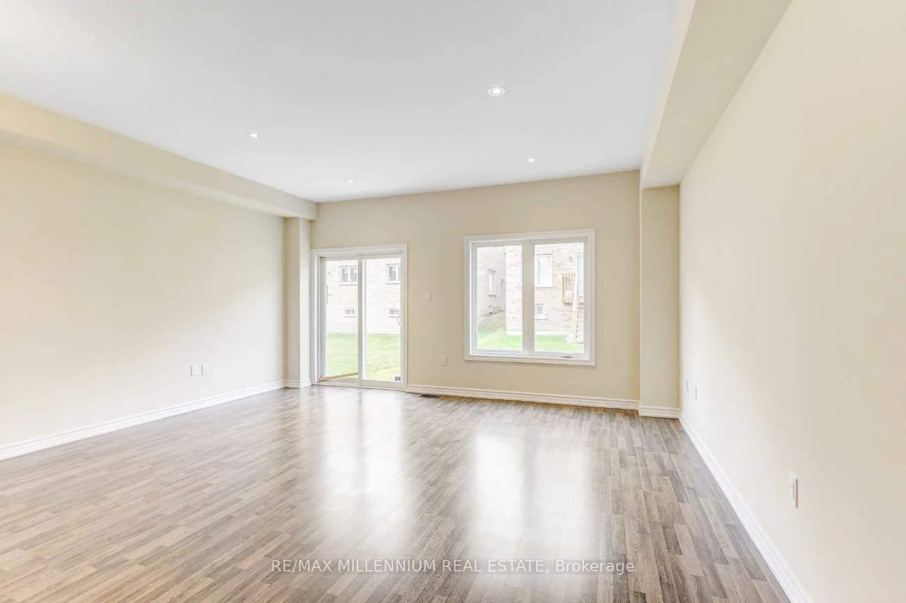 49, Frenchpark, Credit Valley, Brampton