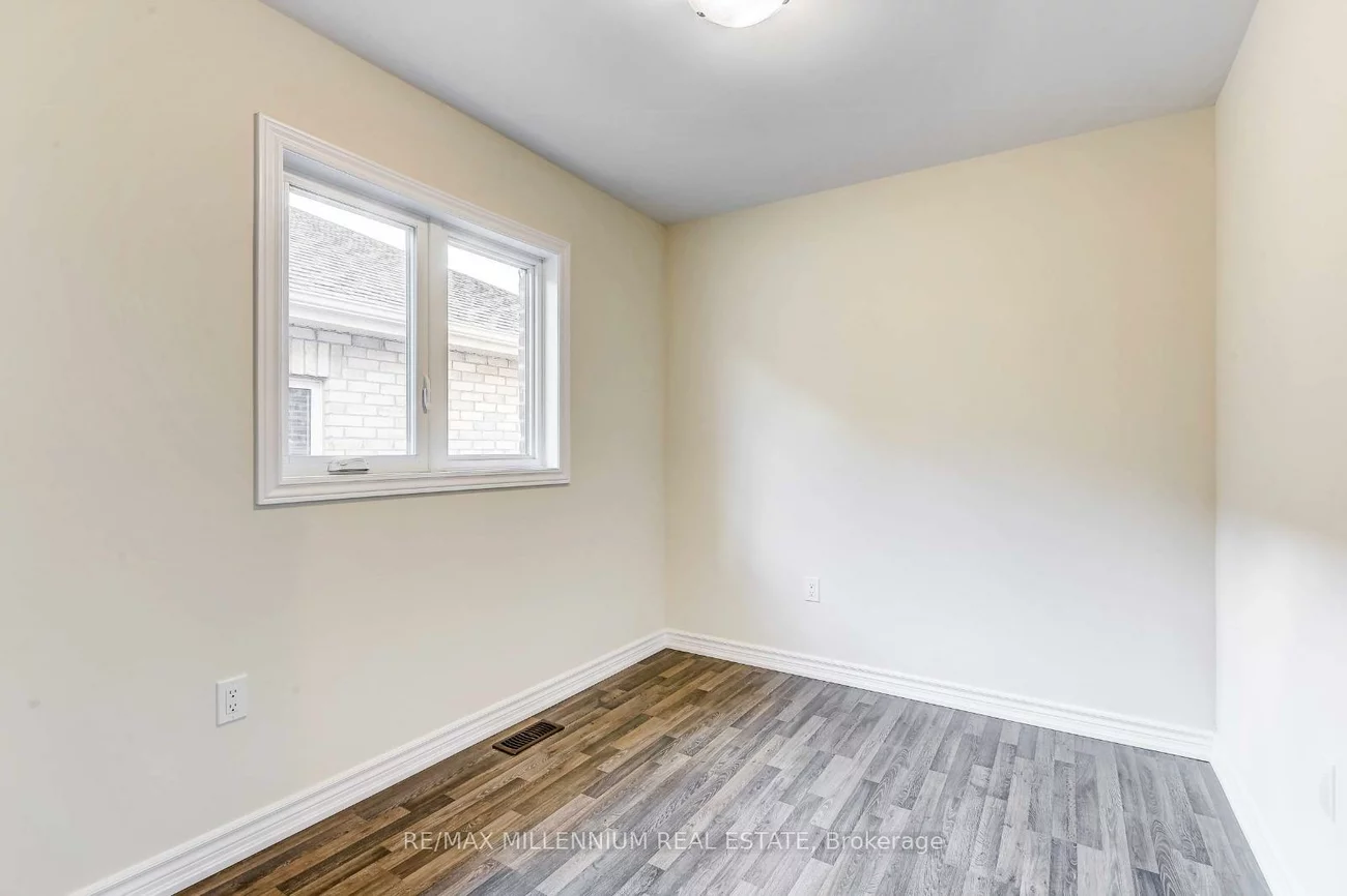 49, Frenchpark, Credit Valley, Brampton