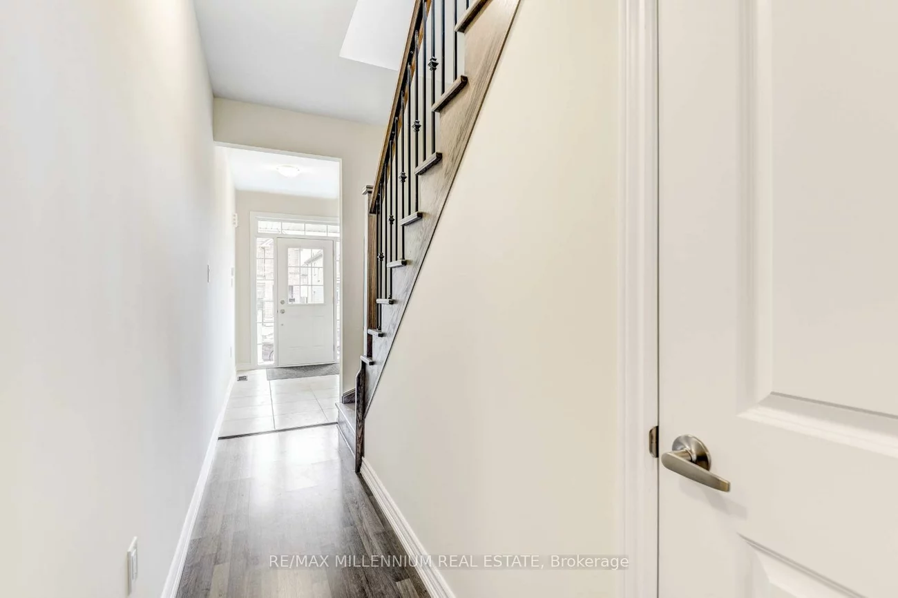 49, Frenchpark, Credit Valley, Brampton