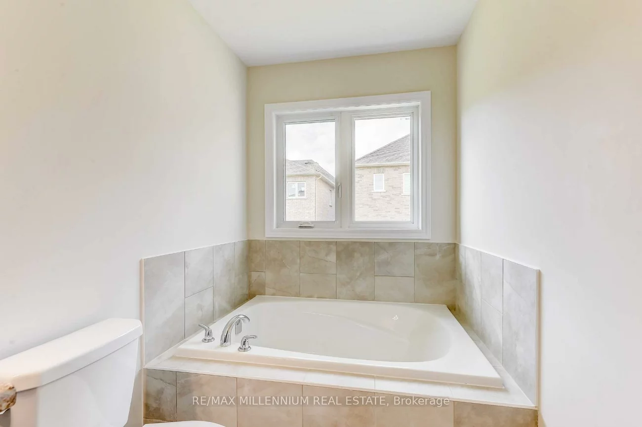 49, Frenchpark, Credit Valley, Brampton