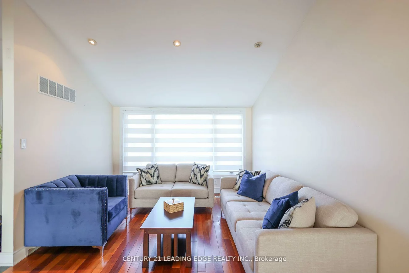 18, Peregrine, Northgate, Brampton