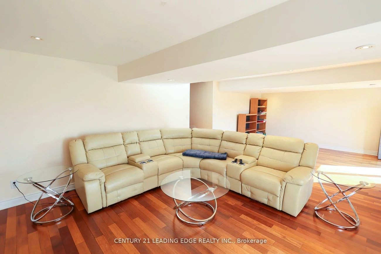 18, Peregrine, Northgate, Brampton