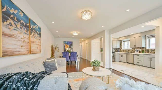 68, Avondale, Avondale, Brampton