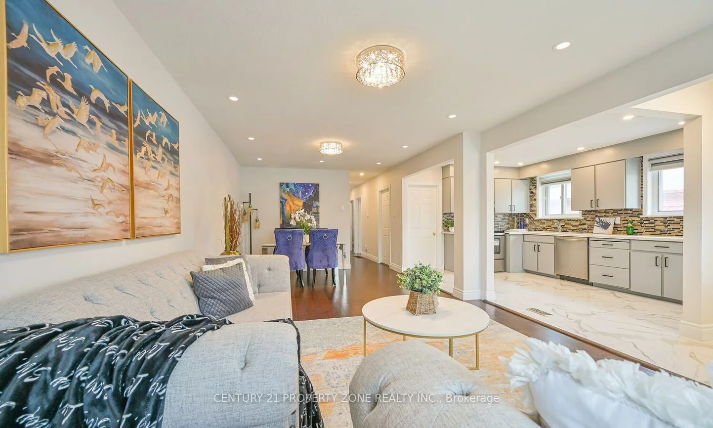 68, Avondale, Avondale, Brampton