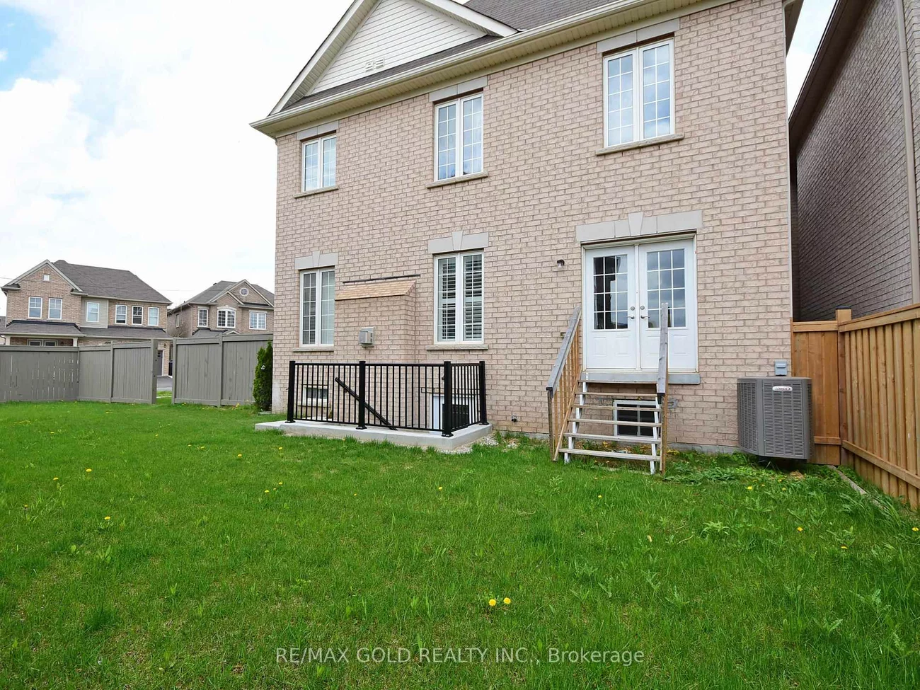 110, Banbridge, Credit Valley, Brampton