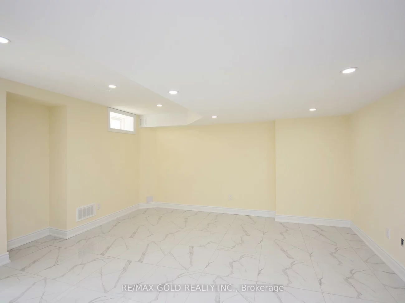 110, Banbridge, Credit Valley, Brampton