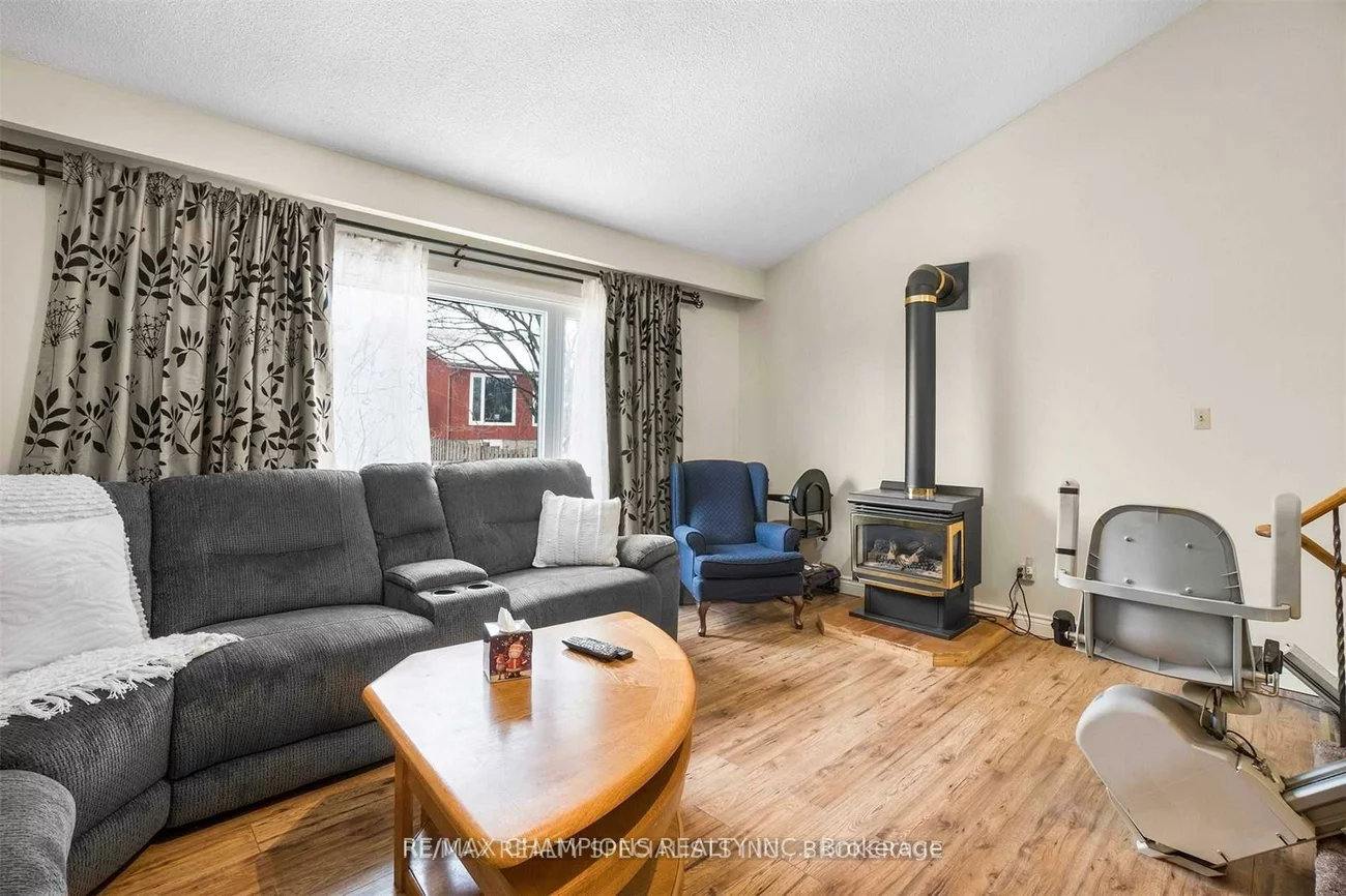 7, Camberley, Brampton North, Brampton