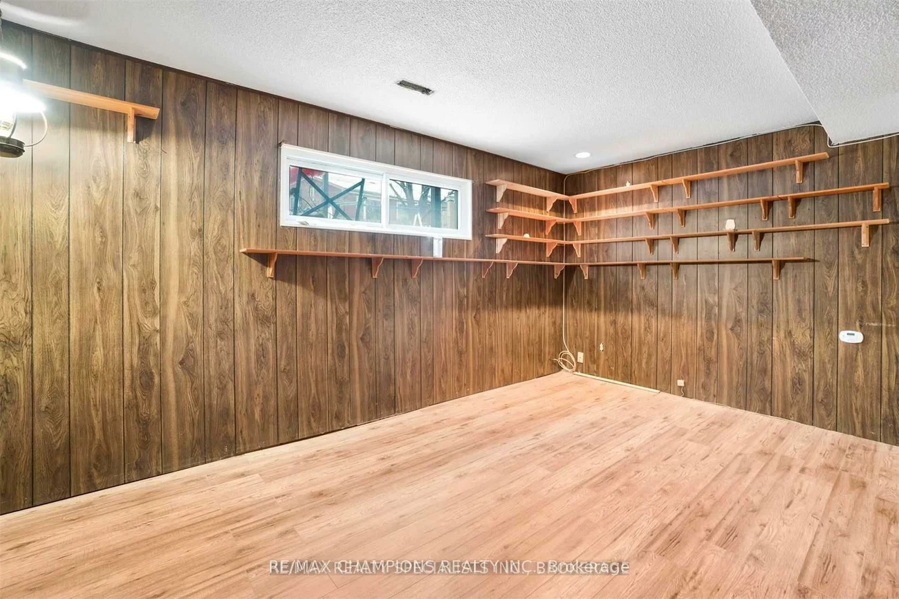 7, Camberley, Brampton North, Brampton