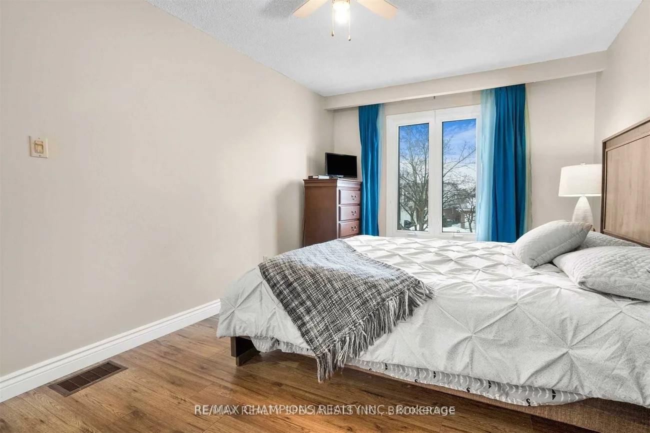 7, Camberley, Brampton North, Brampton