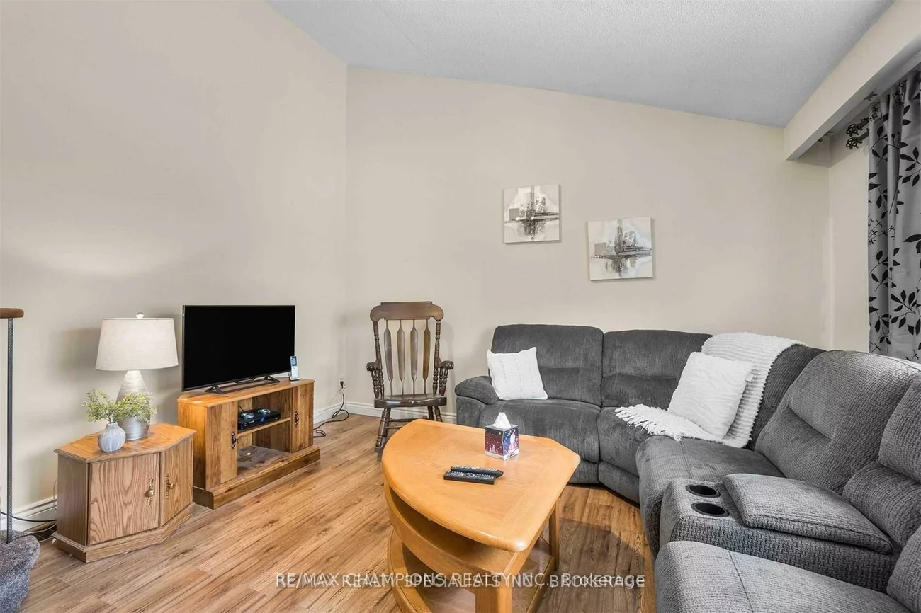 7, Camberley, Brampton North, Brampton