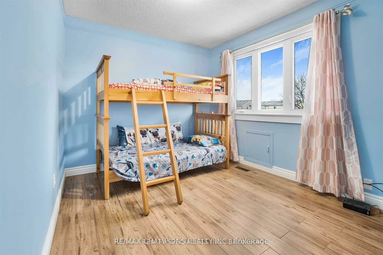 7, Camberley, Brampton North, Brampton