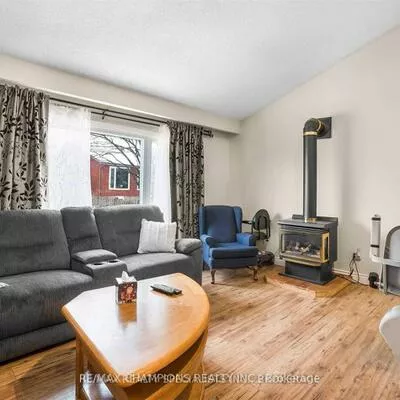 7, Camberley, Brampton North, Brampton