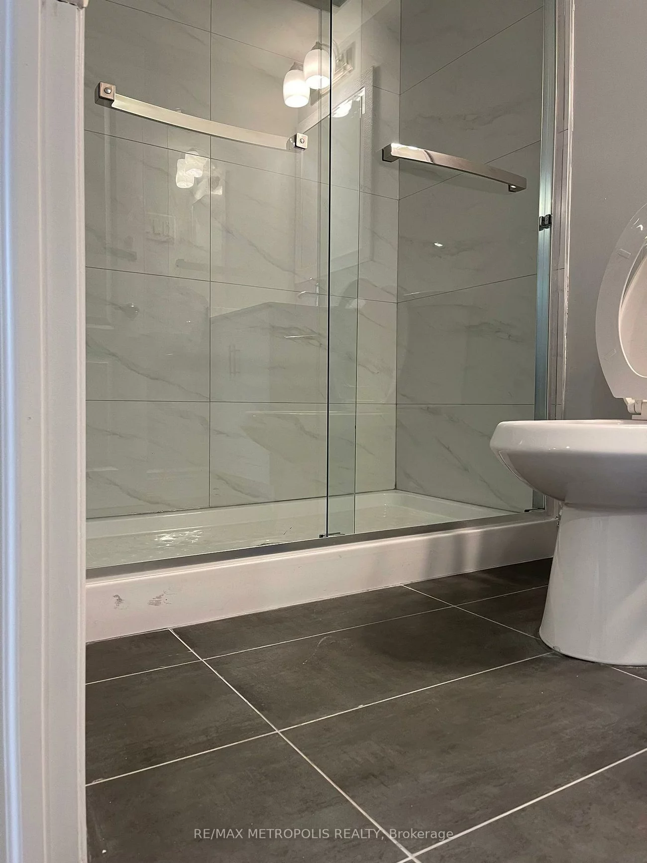 2, Summitgreen, Sandringham-Wellington, Brampton