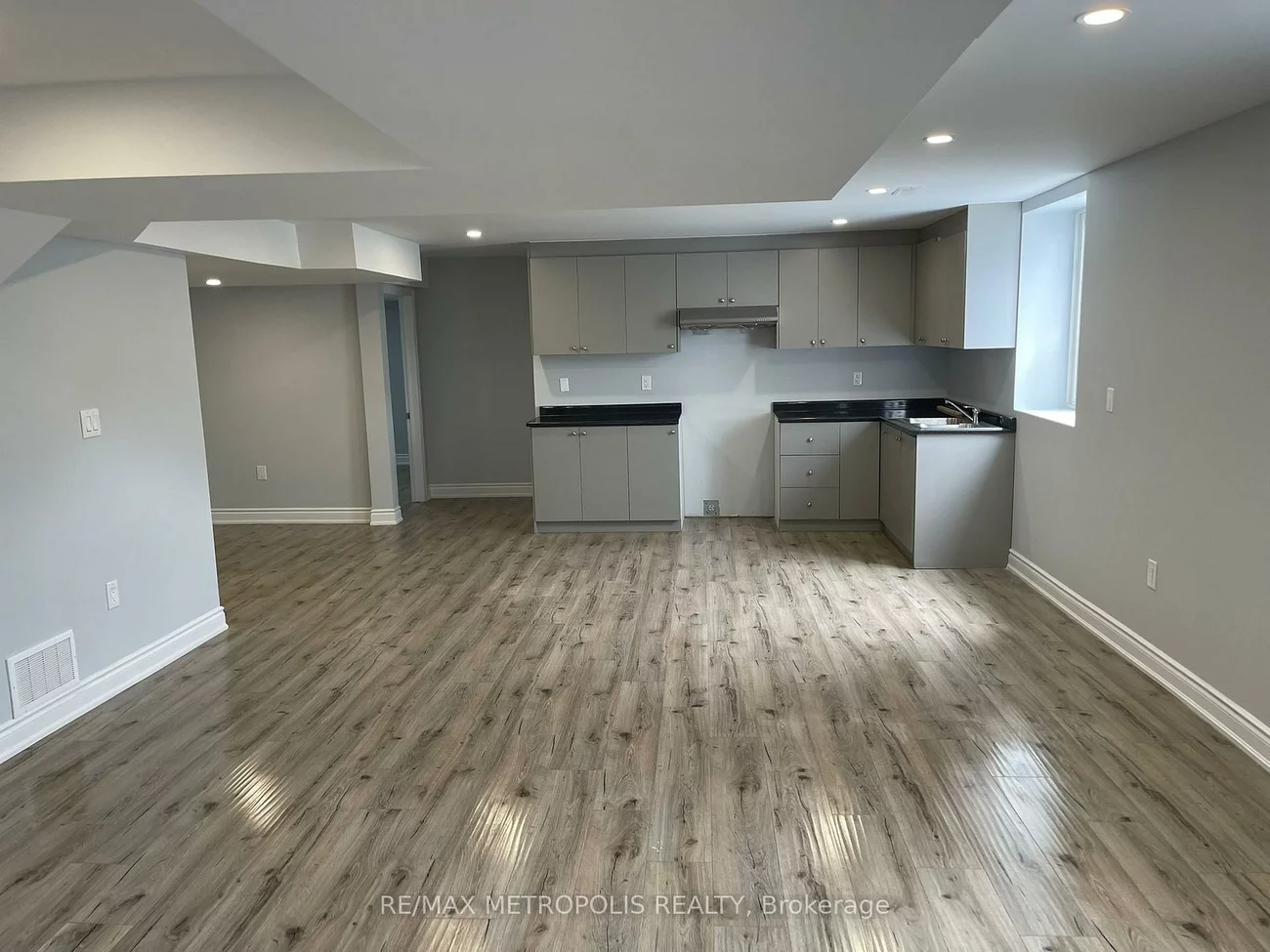 2, Summitgreen, Sandringham-Wellington, Brampton