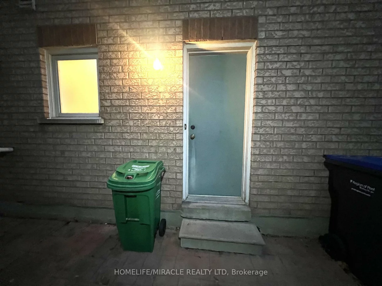 87, Mosley, Fletcher's West, Brampton