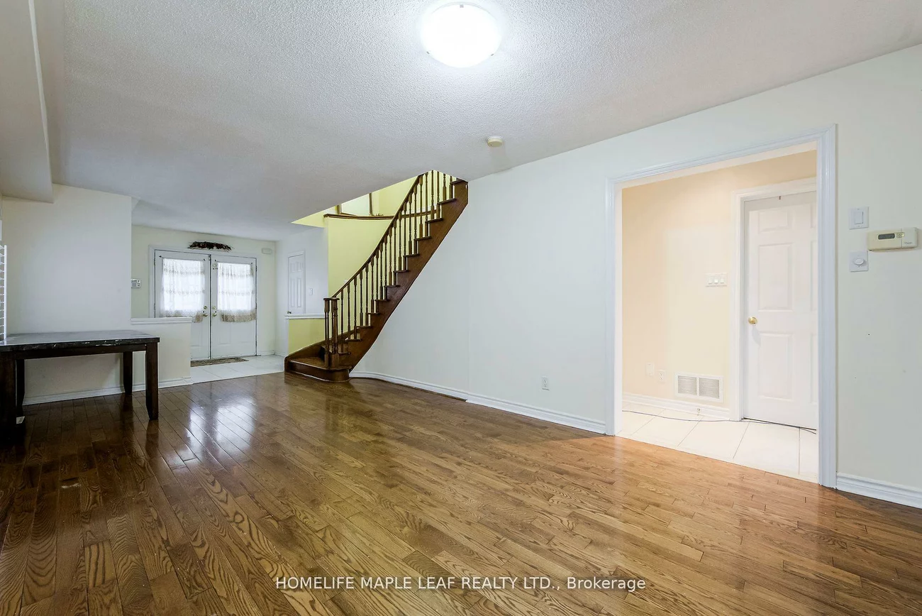 243, Queen Mary, Fletcher's Meadow, Brampton