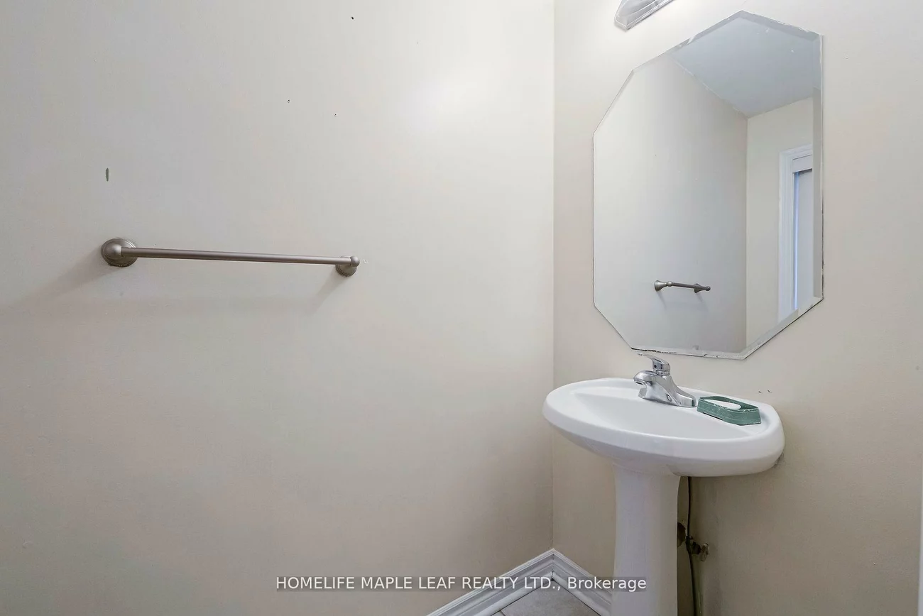 243, Queen Mary, Fletcher's Meadow, Brampton