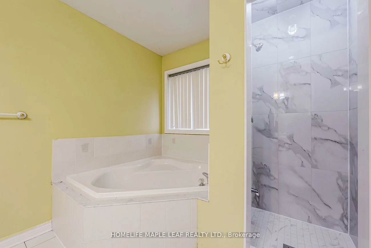 243, Queen Mary, Fletcher's Meadow, Brampton