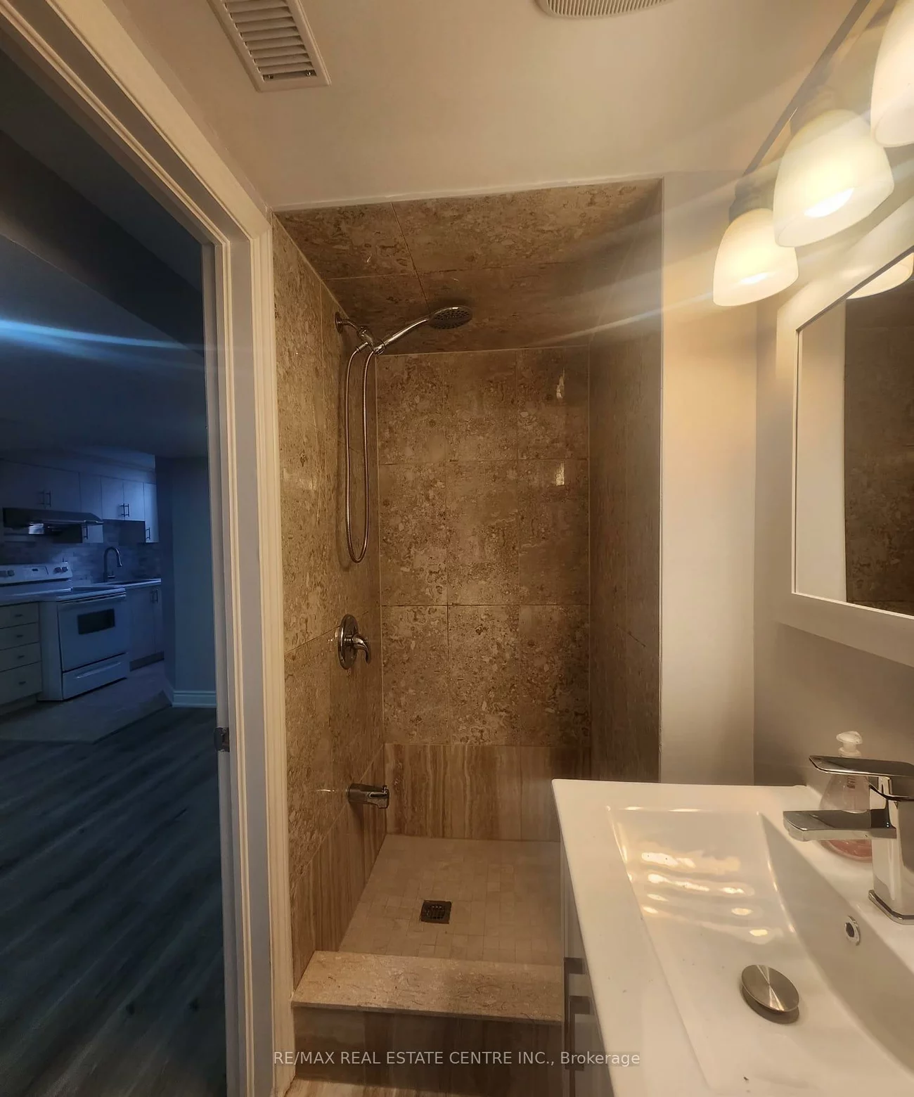 42, Baha (Basement), Bram West, Brampton