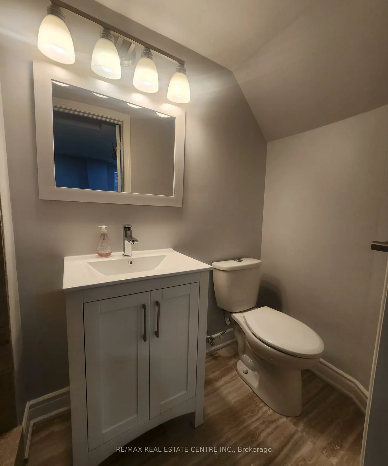 42, Baha (Basement), Bram West, Brampton