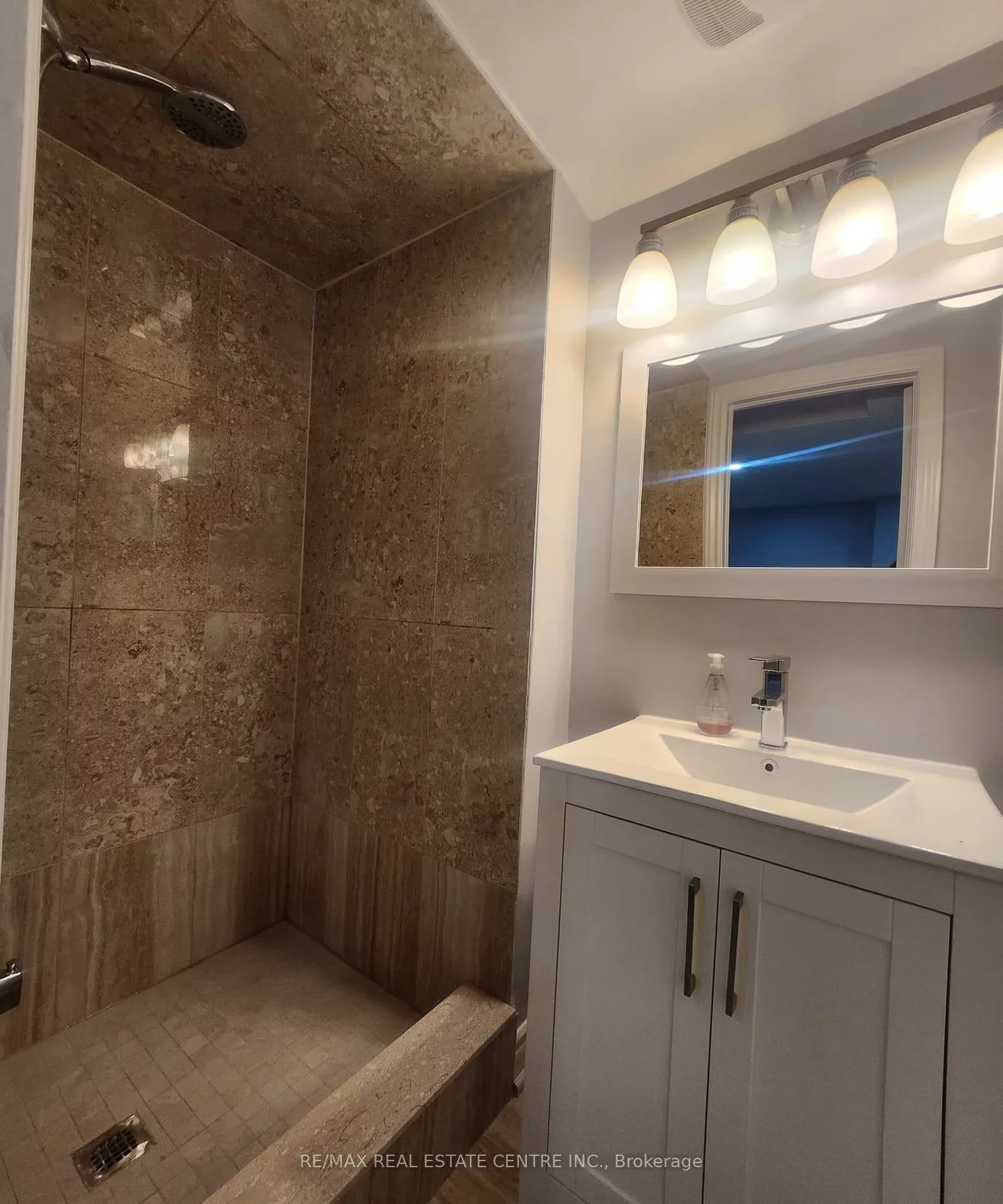 42, Baha (Basement), Bram West, Brampton